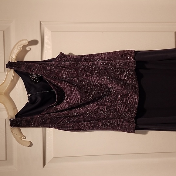 Formal Maxi Dress - Picture 2 of 5